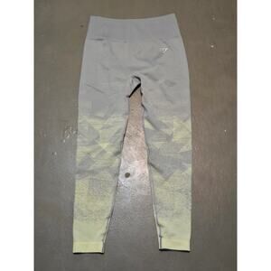 Gymshark Adapt Ombre Seamless‎ Leggings in Triangle Taupe Grey Print Size Medium